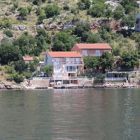 Apartment Krapic Starigrad Paklenica